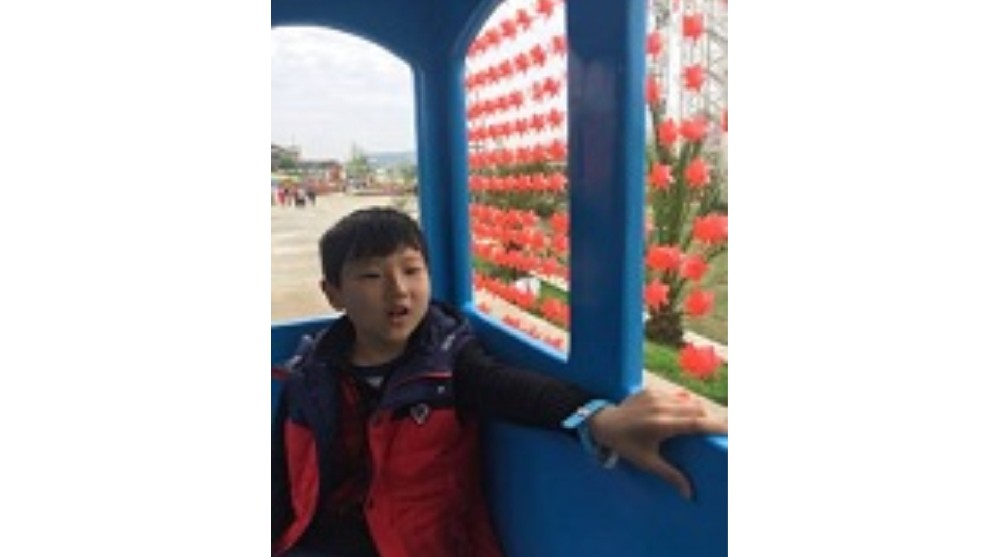 潘弈辛